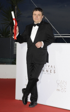Triumf la Cannes! Cristian Mungiu a câştigat marele premiu pentru regie!