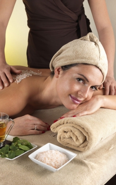 Ingredientul din bucătăria ta care te scapă peste noapte de riduri!