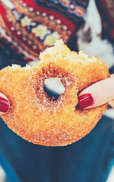 Şapte semne alarmante că mănânci prea mult zahăr