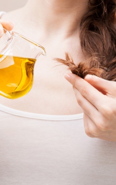 Sfaturi pentru păr de la dermatologi, pe care orice femeie ar trebui să le știe