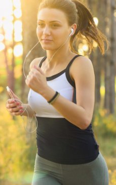 Ce să mănânci înainte de alergare ca să arzi calorii eficient