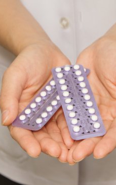 8 semne că iei anticoncepționale nepotrivite pentru corpul tău