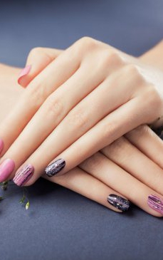 4 sugestii pentru o manichiură perfectă în luna martie