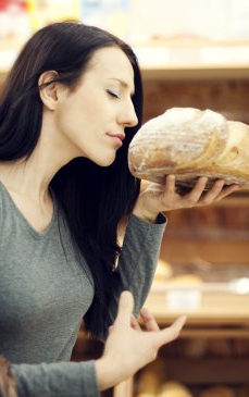 10 greșeli pe care toți românii le fac când cumpără pâine