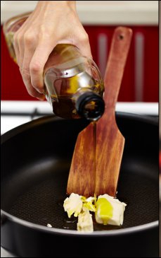 Cele mai mari greșeli pe care le faci atunci când gătești cu ulei de măsline