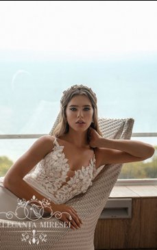 Sfaturi pentru achiziționarea rochiei de mireasă. Ce alegi din numeroasele modele disponibile?