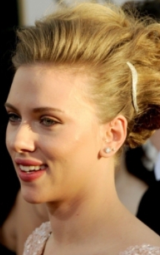 Inspira-te: Cele mai frumoase coafuri si machiaje de la Golden Globes 2011