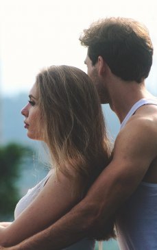 Cele mai mari 10 greșeli pe care le fac bărbații în relații