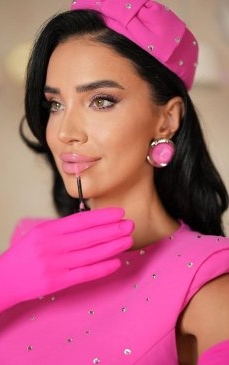 Inspirația #Barbie! Ce idei de make-up trebuie să adopți vara aceasta