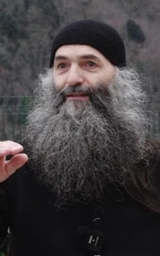 Părintele Vlad Pimen despre femeile care fac avort: "Se vor întâlni cu un hop în fața lui Dumnezeu. Îl întâlnesc pe propriul copil acolo, care e avocatul acuzării"
