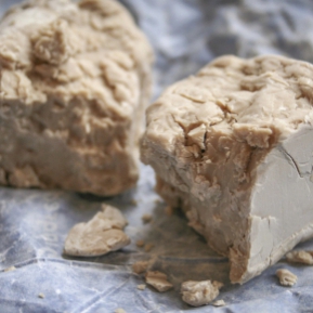 Cura cu DROJDIE DE BERE, dieta recomandată în sezonul rece. Află de ce!