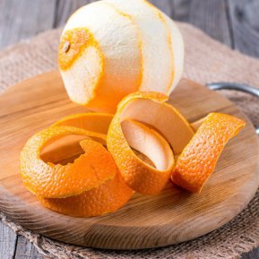 De ce să nu mai arunci coaja de portocală niciodată și cum să o folosești
