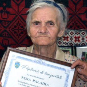 Ea este cea mai bătrână femeie din România. La 106 spune care este secretul longevitații