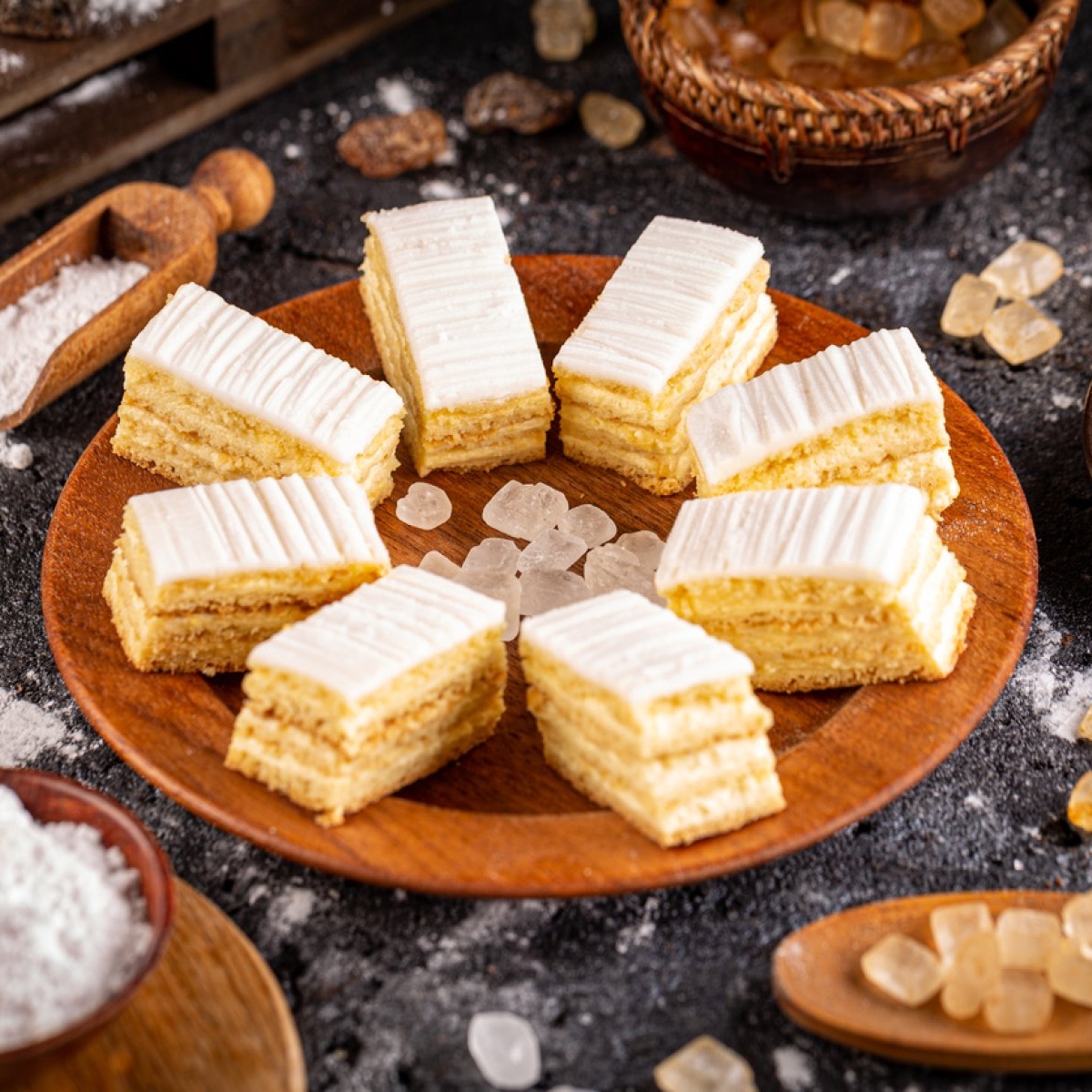 Prăjitura Albinița sau Dulcineea: preparatul cu foi cu miere care îți lasă gura apă