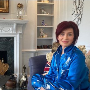 Sharon Osbourne a mărturisit că operațiile estetice i-au distrus fața. "Nu mi-am simțit gura timp de o săptămână"
