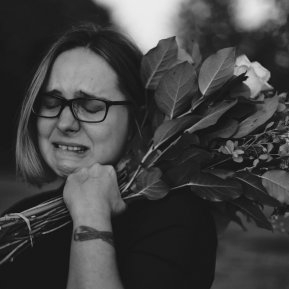 30 de mesaje liniștitoare de inimă neagră pentru cei care sunt orfani de mamă azi