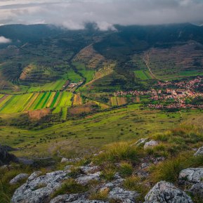 Totul despre locul din România unde se spune că soarele răsare de două ori în aceeași zi