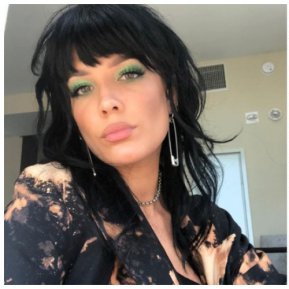 Chica a revenit la modă? Cum arată vedetele care au îmbrățișat acest trend