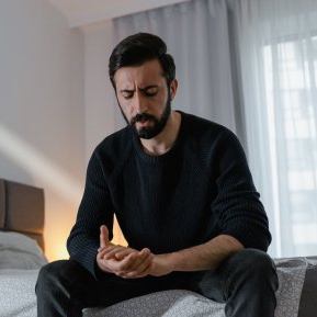 Cum să-l faci să înțeleagă că te pierde dacă mai continuă așa