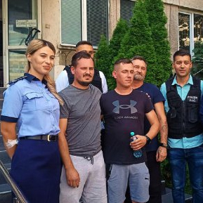 Doi frați s-au regăsit după 30 de ani! Cum și-au dat seama că sunt rude