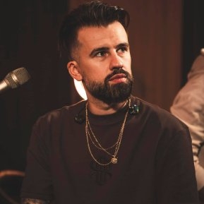 Vedetă de la 12 ani: Cum a reușit Florin Ristei să rămână în atenția publicului