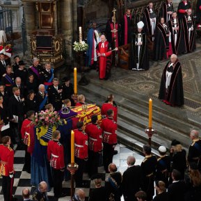 Totul despre funeraliile de stat ale Reginei Elisabeta a II-a