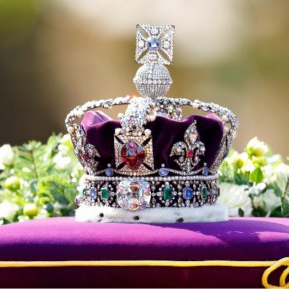 Totul despre "diamantul blestemat" de pe coroana regalității britanice
