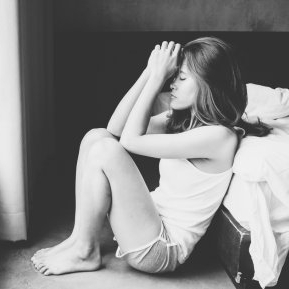 Te simți tristă și dezamăgită? 4 lucruri pe care să le încerci!
