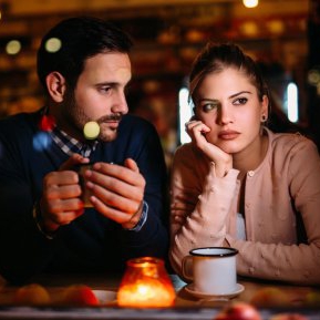 Pauza in relatie: cand este recomandata si cand nu
