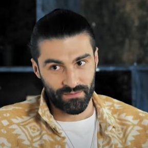 Cine este Daniel Nuță, actorul care îl interpretează pe Vlad Țepeș în noua serie fenomen de pe internet