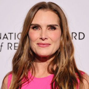Brooke Shields a mărturisit că a fost violată în tinerețe. „Nu m-am luptat atât de mult. Pur și simplu am înghețat”