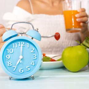 Fastingul intermitent poate avea efecte benefice asupra sănătății tale! Ce spun experții