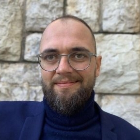 Ce mult s-a schimbat Oreste Teodorescu! Trăiește liniștit la țară și a luat calea credinței