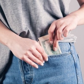 7 metode simple prin care poți economisi bani în fiecare zi