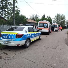 O adolescentă de 15 ani din Vrancea a murit subit după ce a început să-i curgă sânge din nas