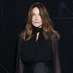 Carla Bruni, fosta Primă Doamnă a Franței, dezvăluiri sfâșietoare despre diagnosticul de cancer primit total neașteptat