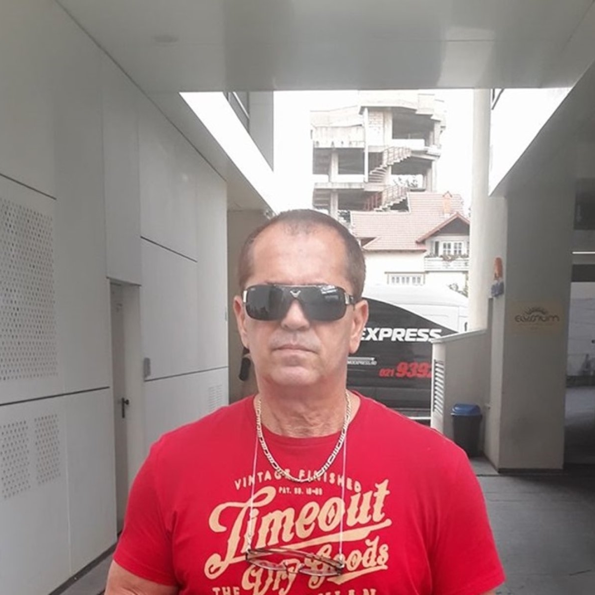 A murit Liviu Astanei, fost campion la culturism. A fost găsit decedat în casă