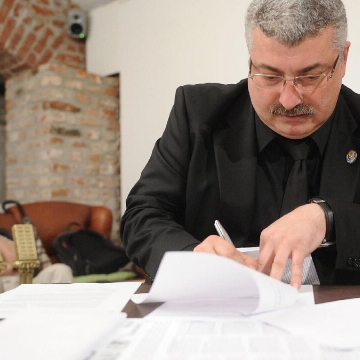 Casa lui Silviu Prigoană ar fi fost scoasă la vânzare chiar înainte de moartea lui. Avea afaceristul probleme cu banii?