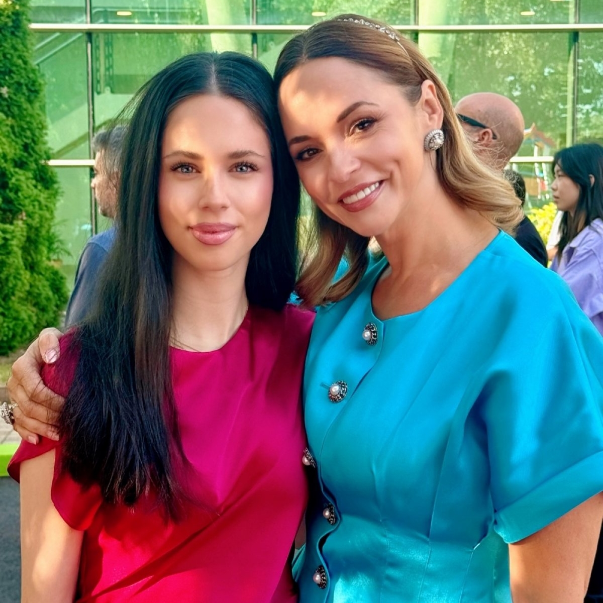Violeta Bănică reprezintă România cu mândrie peste hotare. A participat la un concurs de cultură generală în America