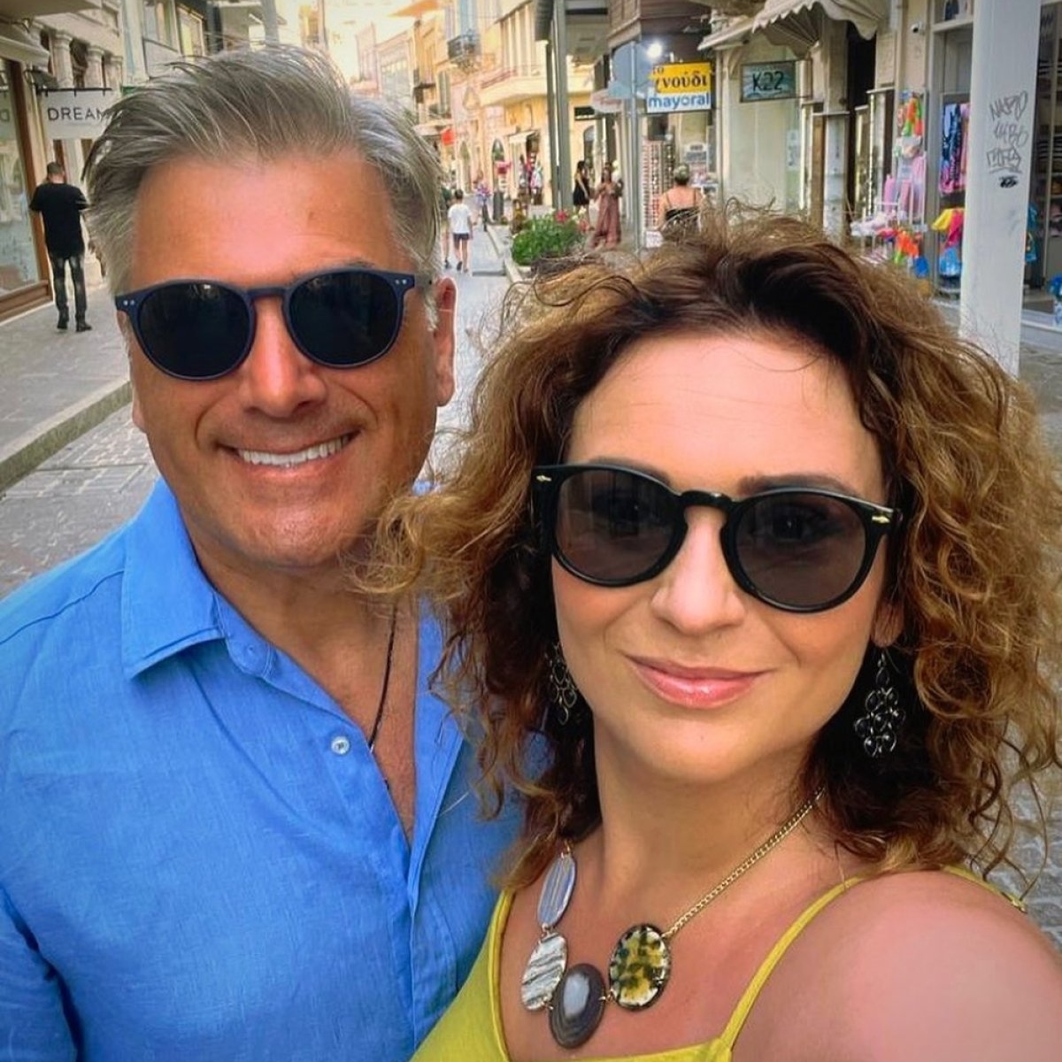 De ce a plecat Mircea Radu cu familia din București. Raluca, soția lui, a vorbit despre alegerea de a se muta la Piatra Neamț