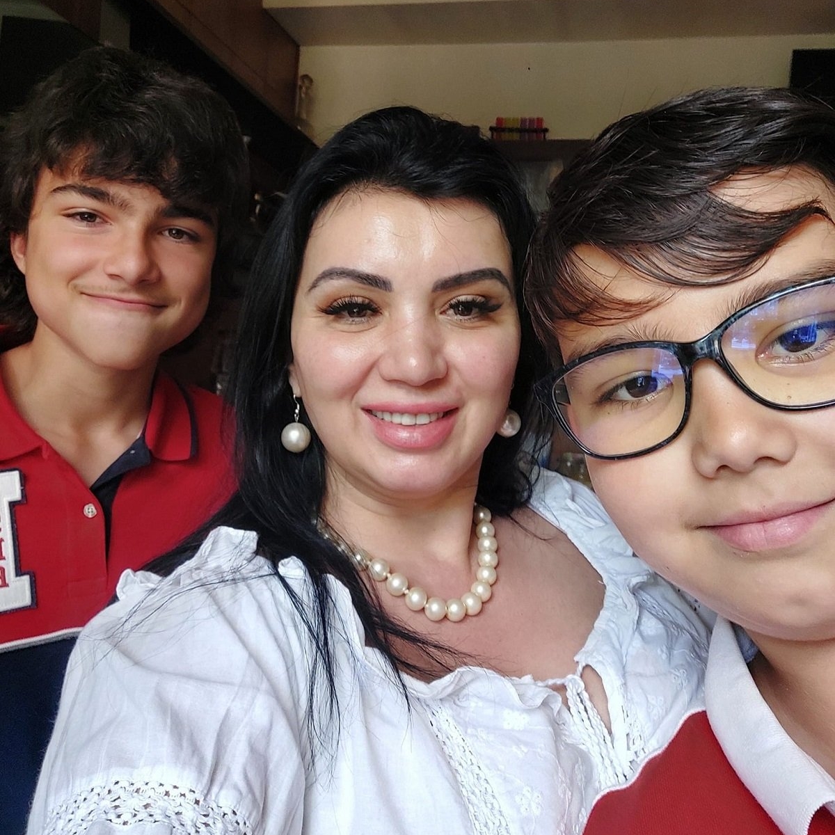 Adriana Bahmuțeanu a dezvăluit detalii șocante din conversațiile cu copiii ei, înainte de moartea lui Silviu Prigoană. „Maximus recunoaște că este bătut constant de tatăl său, este jignit"