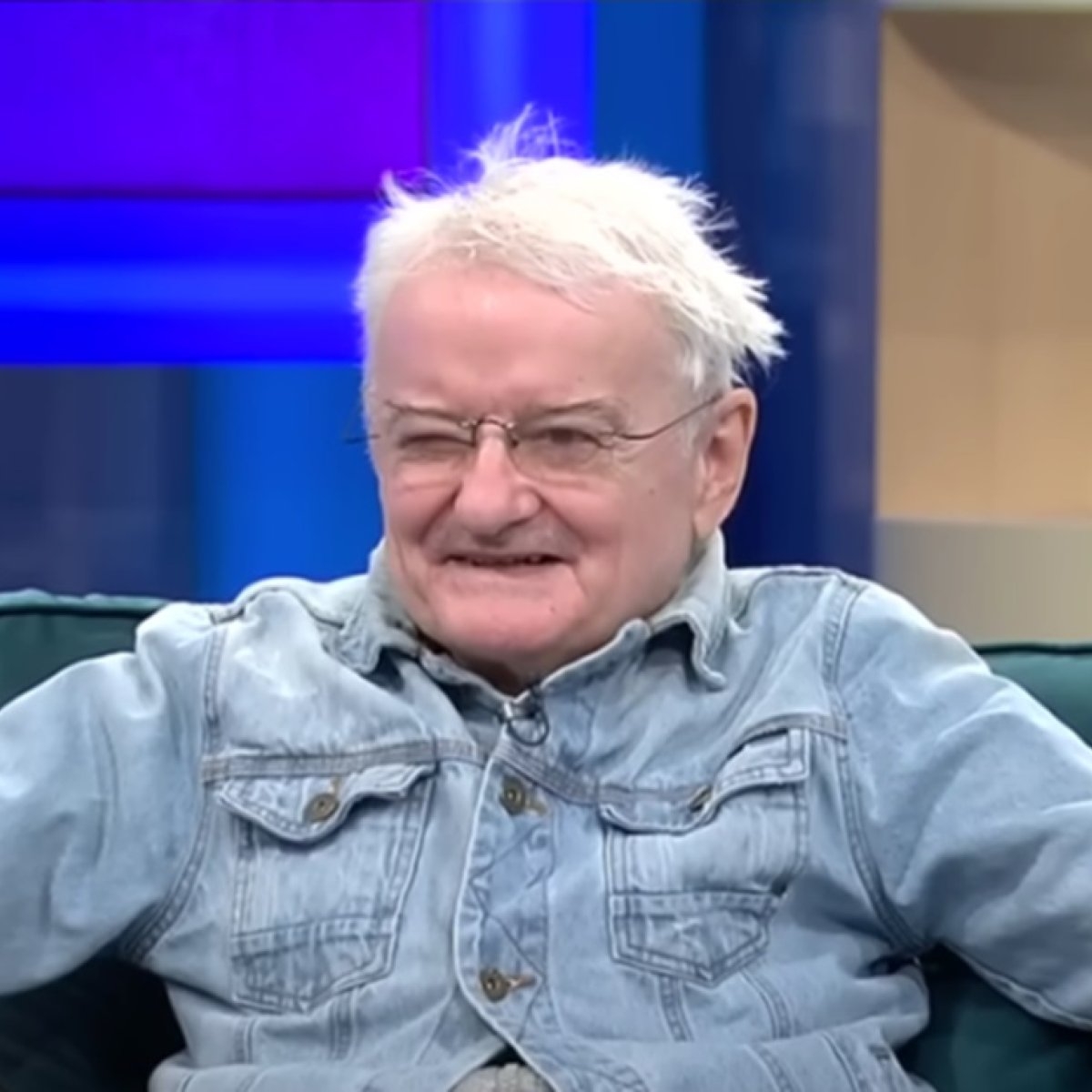 Irinel Columbeanu, pus la respect la azilul de bătrâni unde locuiește. "Îi plăcea să dea ordine, dar nu mai are acele impresii de om bogat"