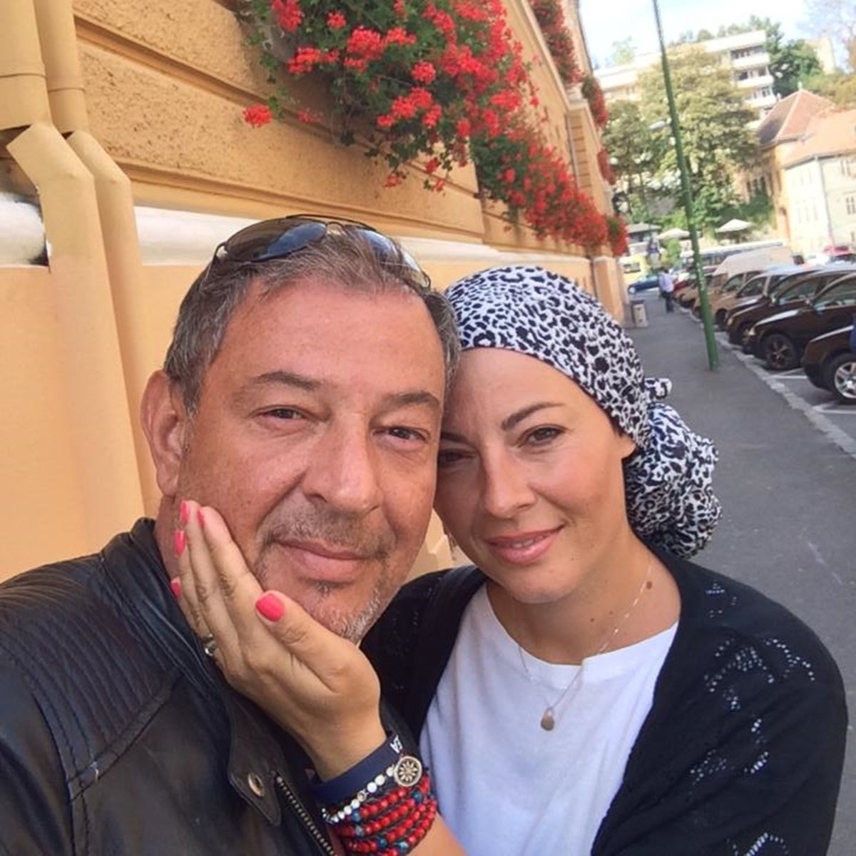 Ce meserie nobilă are soția lui Bodo de la Proconsul. Cu ce se ocupă de când s-au mutat la țară