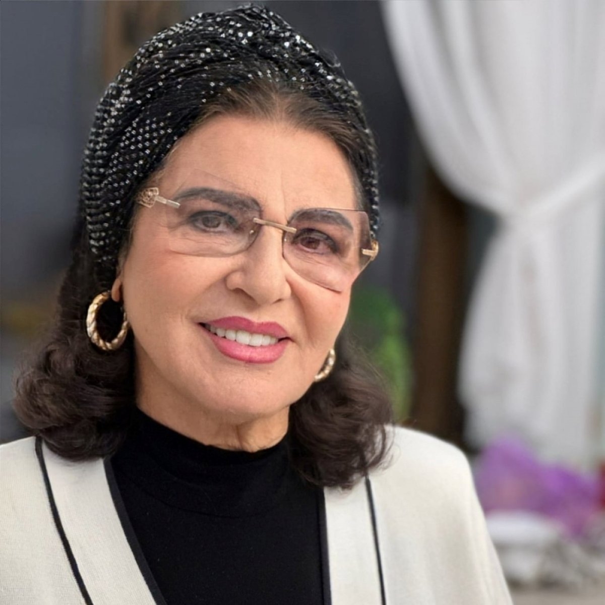 Irina Loghin își trăiește a doua tinerețe la 85 de ani alături de nepoțica ei. Ce relație frumoasă au cele două