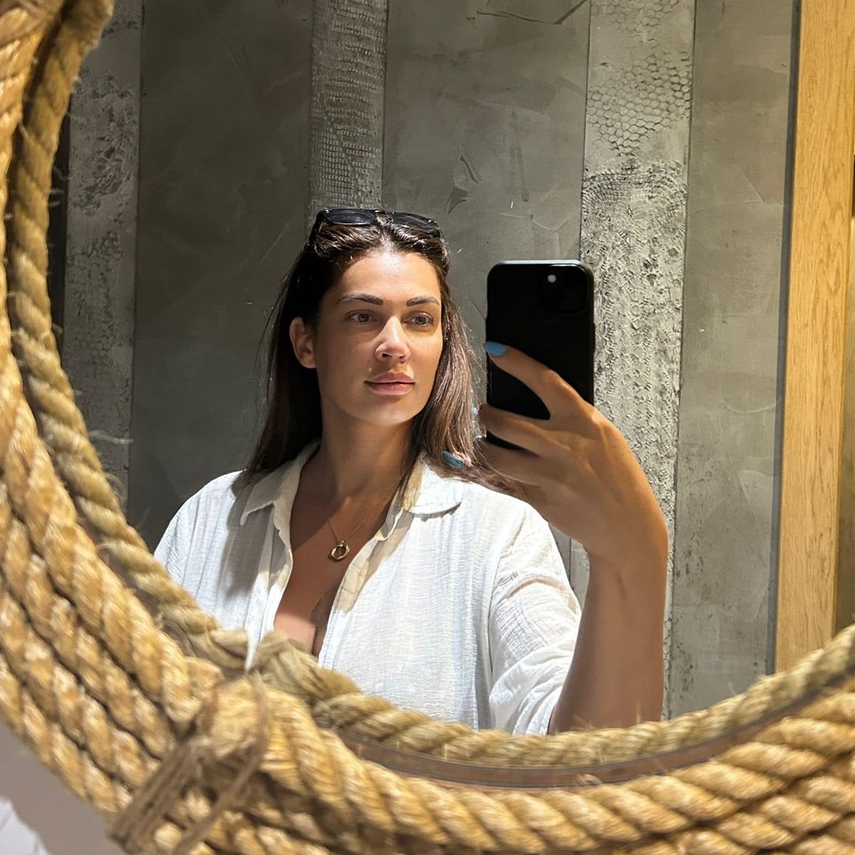Cum arată Nicoleta Luciu fără pic de machiaj? Are 44 de ani și patru copii, dar nu se teme să-și arate "adevărata față"