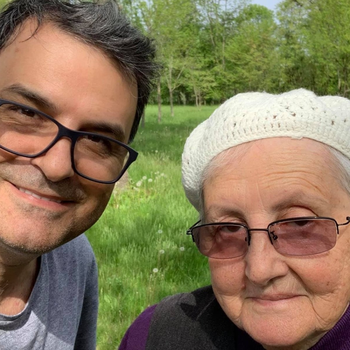 Lucian Mîndruță este in doliu. Mama lui a încetat din viață după lungi lupte cu problemele de sănătate