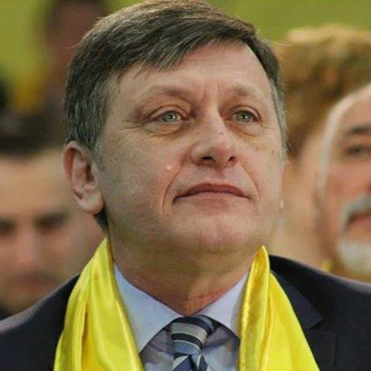 Ce face și cu ce se ocupă soția lui Crin Antonescu. Prima nevastă a candidatului la prezidențiale a murit în condiții tragice din cauza unei boli nemiloase