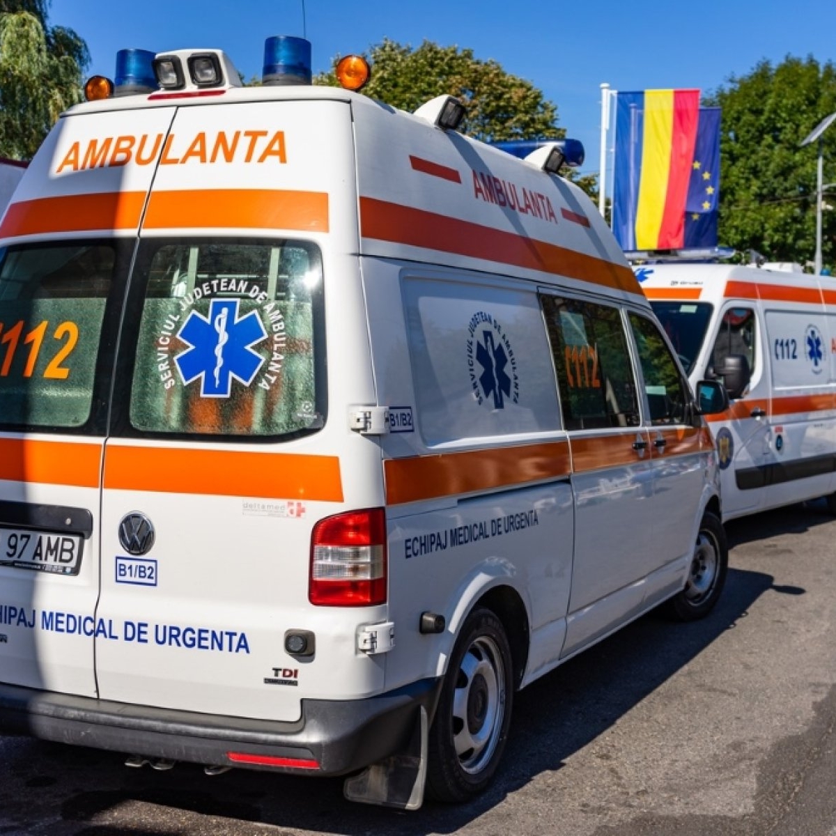 Durere fără margini într-o familie din Brăila. O fetiță de 13 ani s-ar fi aruncat de la balcon după o discuție cu părinții
