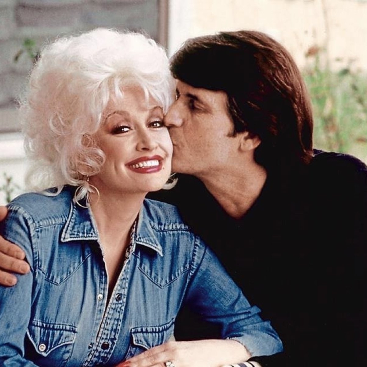 Dolly Parton, mesaj tulburător după moartea soțului ei: „Cuvintele nu pot face dreptate iubirii”