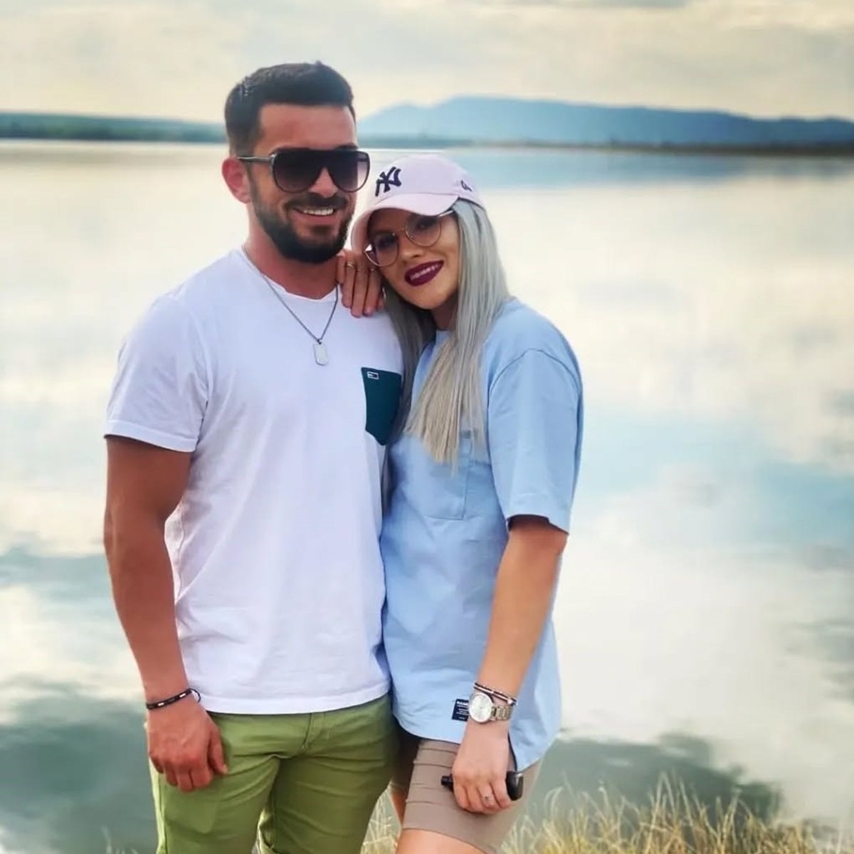 Răsturnare de situație în cazul lui Andrei Perneș. Sabrina, partenera lui din emisiunea "Mireasa", susține că cei doi erau împreună înainte de moartea lui